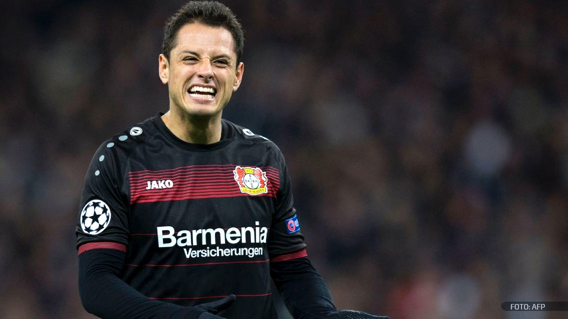 Chicharito Hern谩ndez marc贸 dos golazos hoy en la goleada del Leverkusen