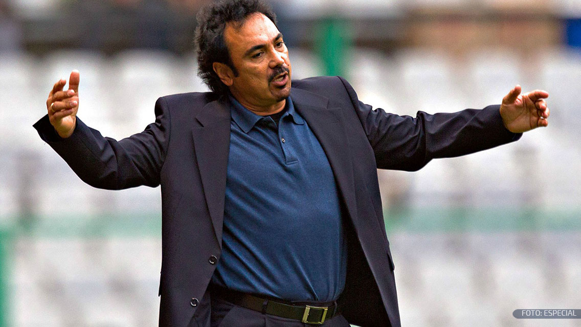 Hugo Sánchez se le va a la yugular a Juan Carlos Osorio