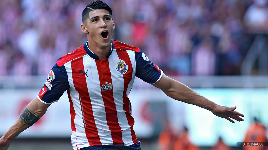 Alan Pulido anotó dos goles en la final ante Tigres UANL