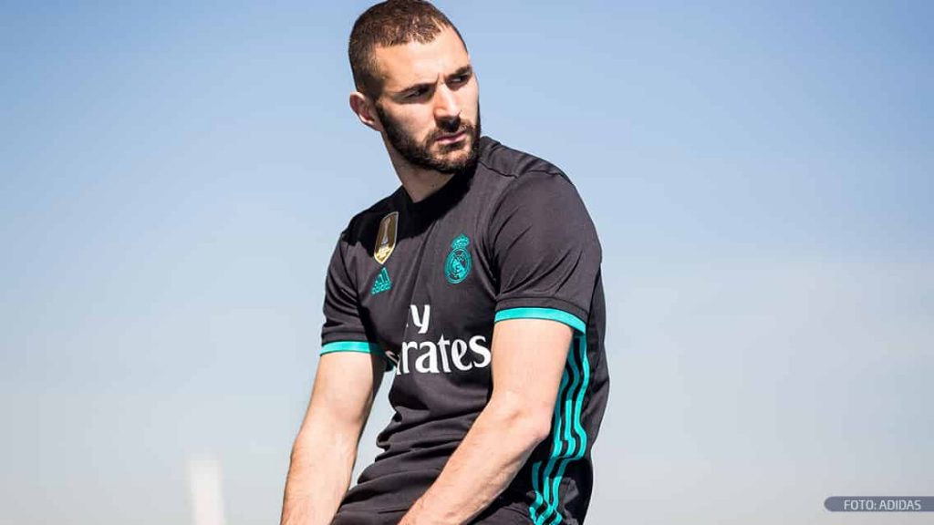 Real Madrid presenta sus uniformes para la temporada 2017-2018 2