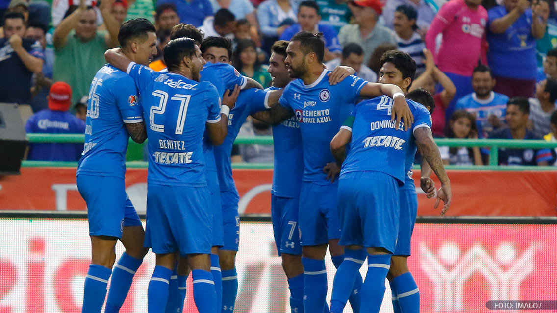La U vende a Felipe Mora al Cruz Azul La U vende a Felipe Mora al Cruz Azul