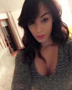 Cristina Morales, la guapa esposa de Gary Medel 13