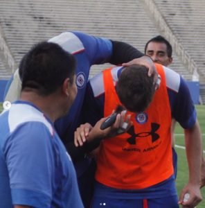 Hijo del ‘Chaco’ tuvo su novatada en Cruz Azul 1