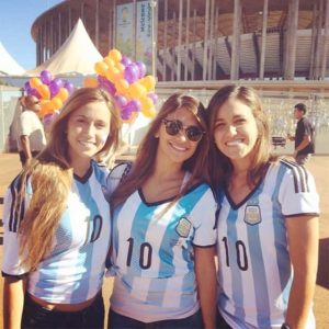 Carla Rocuzzo, la sensual cuñada de Lio Messi 4
