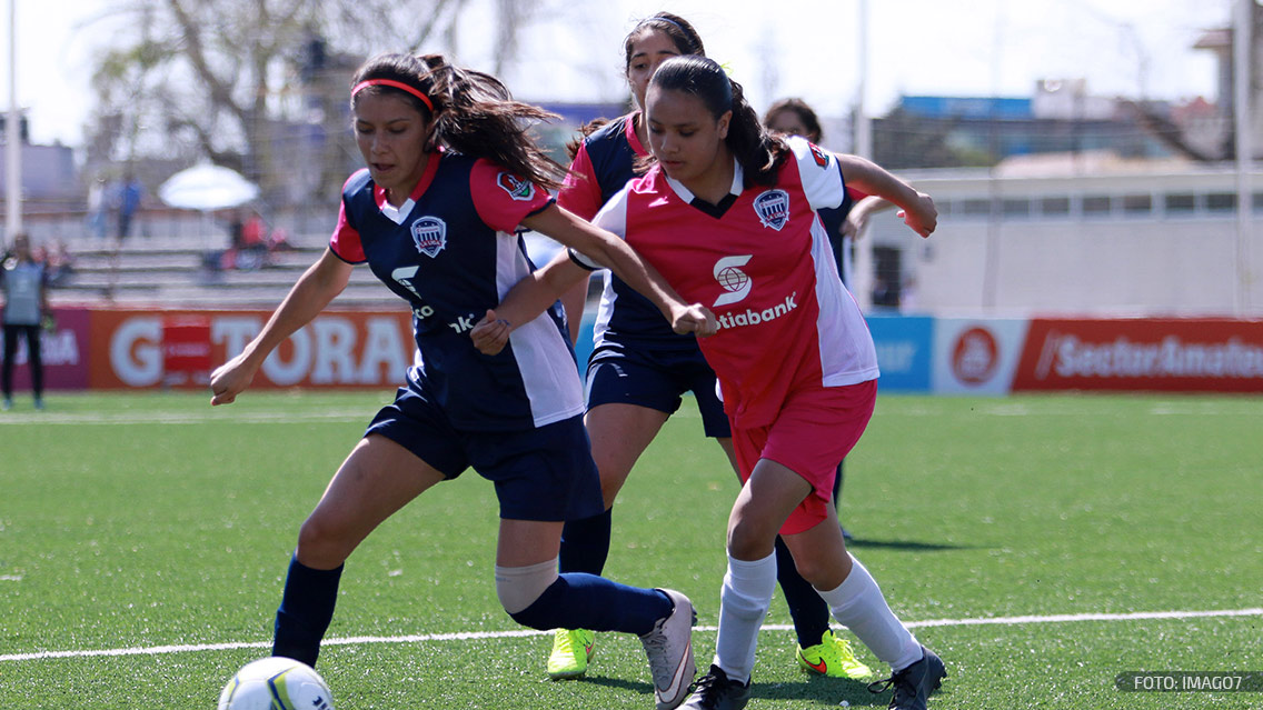 Pachuca vence a Pumas en primer partido de Liga MX Femenil Pachuca vence a Pumas en primer partido de Liga MX Femenil