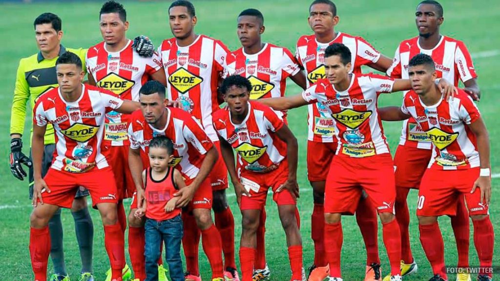 Tres futbolistas mexicanos viven penurias en Honduras 1