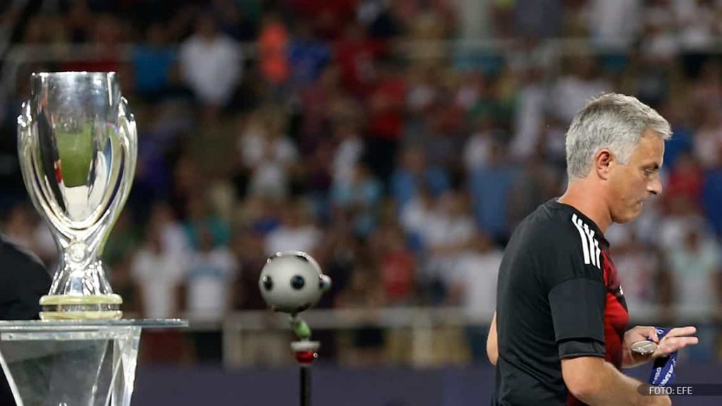 Mourinho se queja por falta del VAR y regala medalla de subcampeón 0
