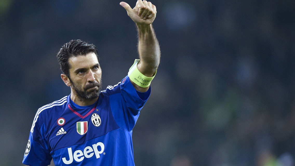El único motivo por el que Buffon postergaría su retiro