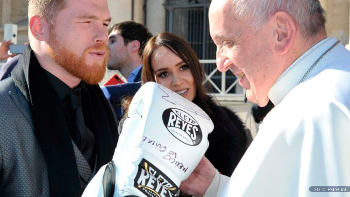 Canelo con el Papa Francisco