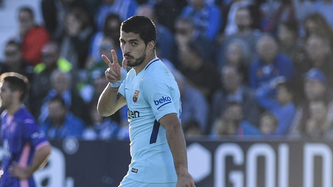 El uruguayo despertó y marcó un doblete