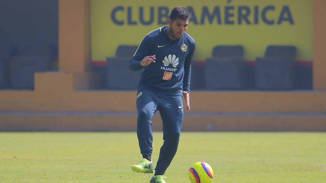 OFICIAL: Silvio Romero está fuera del América