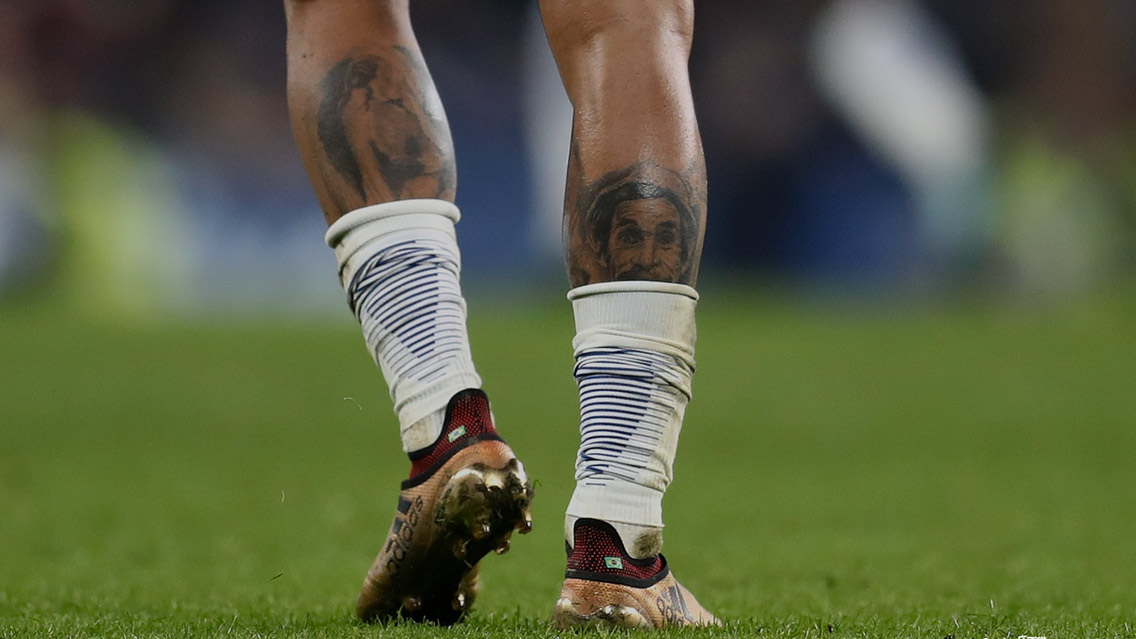 El jugador del Newcastle que tiene tatuado a Don Ramón