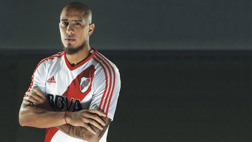 El defensa central de River Plate no desearía salir del club