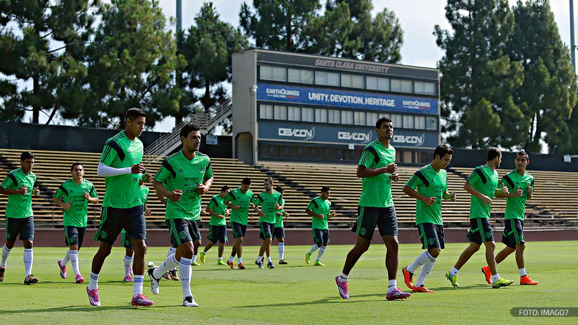 No juega en su equipo, pero irá a la Selección Mexicana