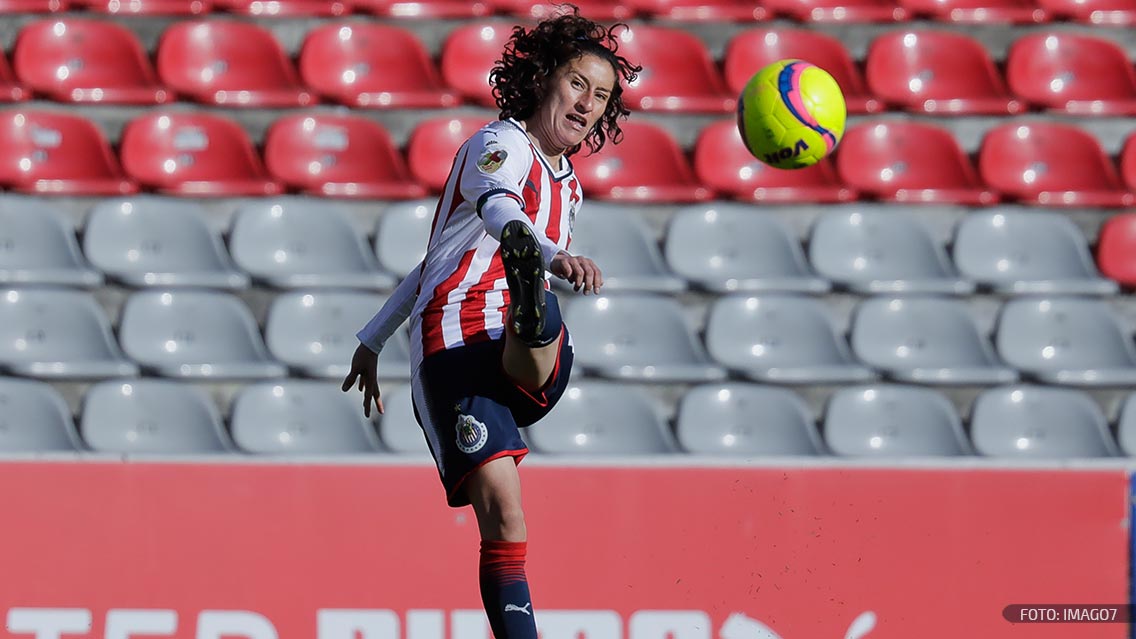 Tania Morales lo volvió a hacer… ¡Gol olímpico de Chivas!