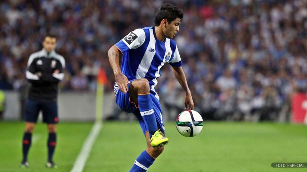 “Tecatito” Corona anota en la goleada del Porto