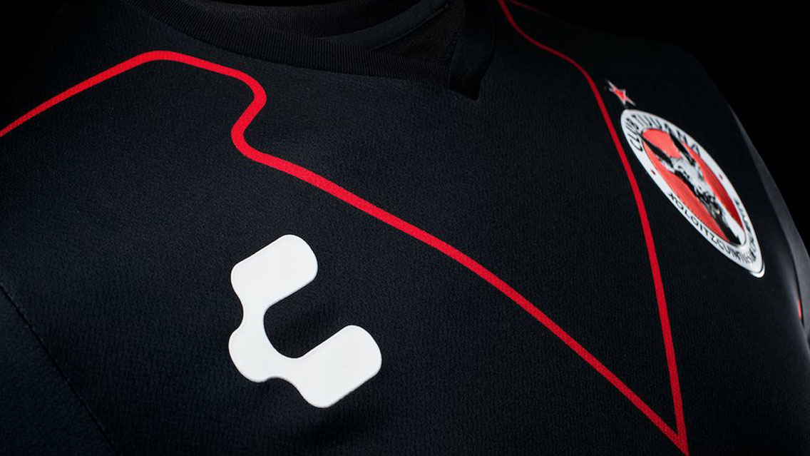 Charly Fútbol presenta elegante jersey de Xolos de Tijuana