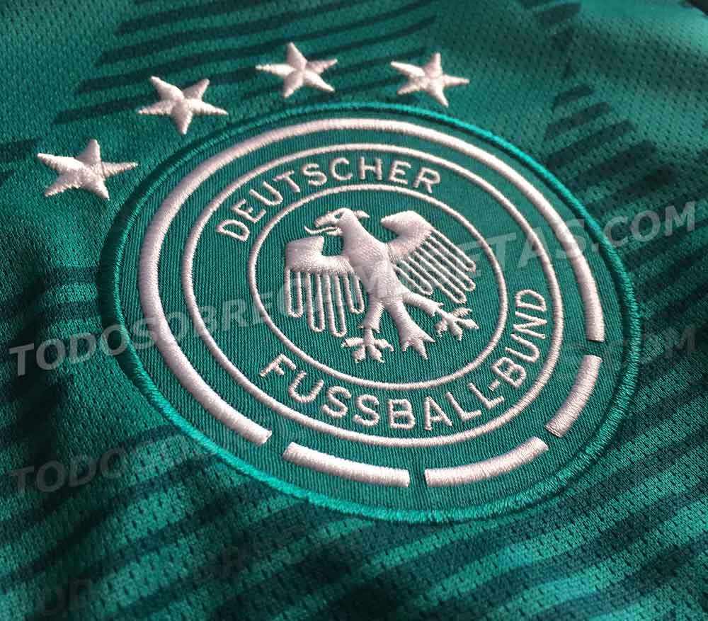 La fantástica camiseta retro de Alemania para Rusia 2018 2
