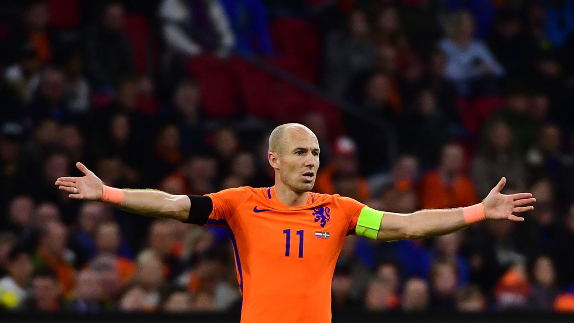 Arjen Robben le pone fecha a su retiro