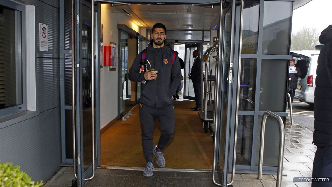 El Barcelona ya llegó a Londres para el encuentro en Stamford Bridge