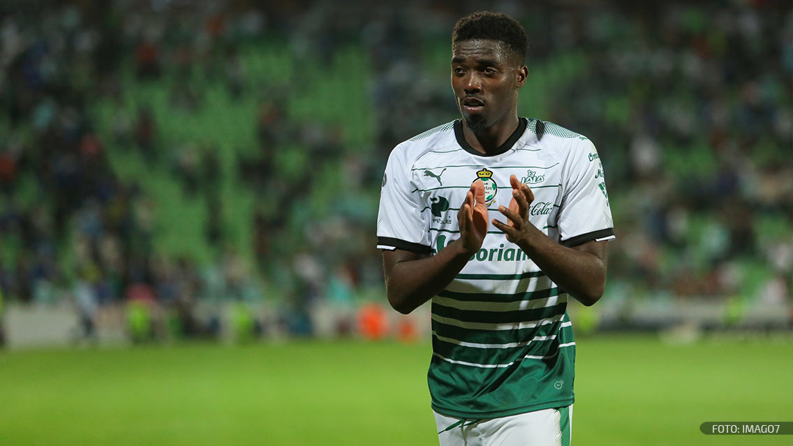 Djaniny Tavares deja Santos Laguna para ir a Arabia Saudita