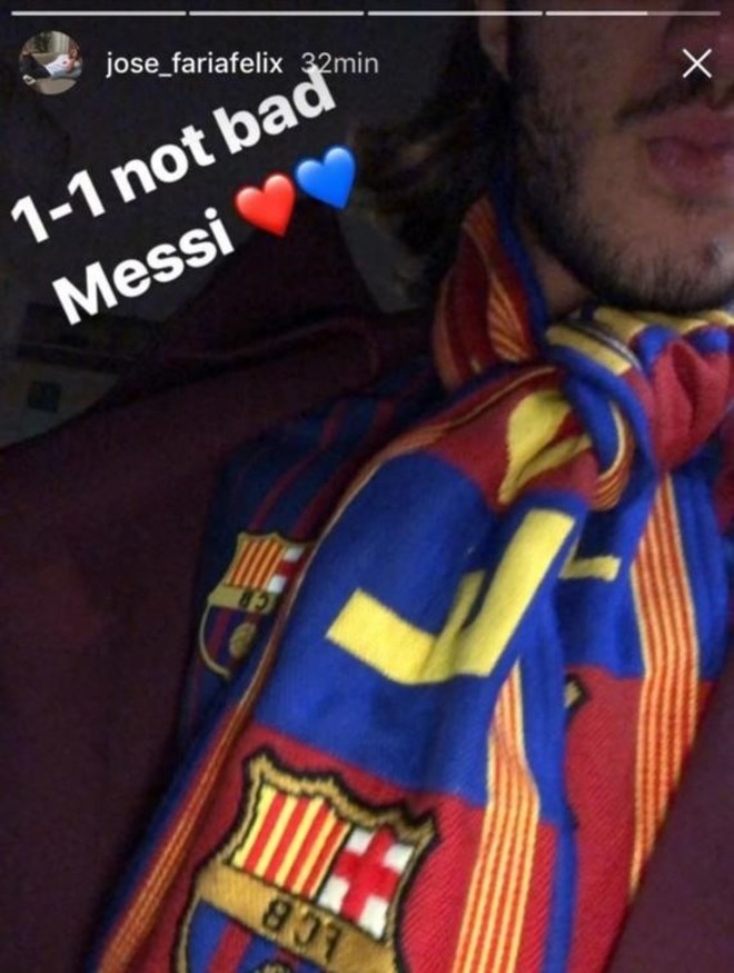El hijo de Mourinho, el máximo aficionado del Barcelona 1