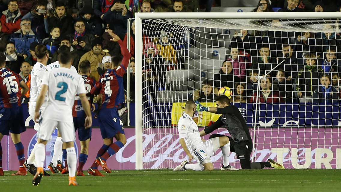Real Madrid pierde puntos de último minuto ante Levante