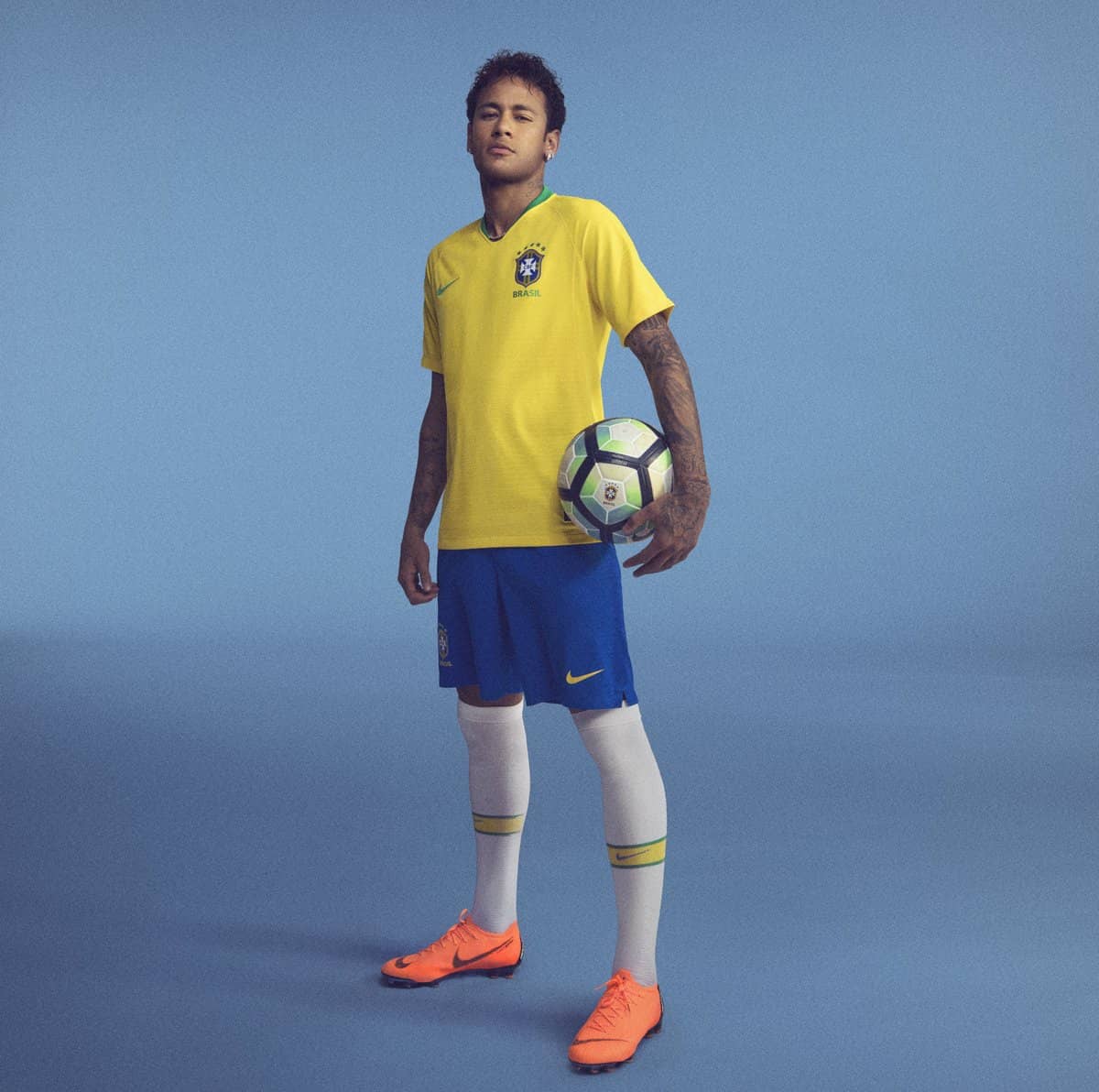 Nike presenta uniforme de Brasil para Rusia 2018 | Futbol Total