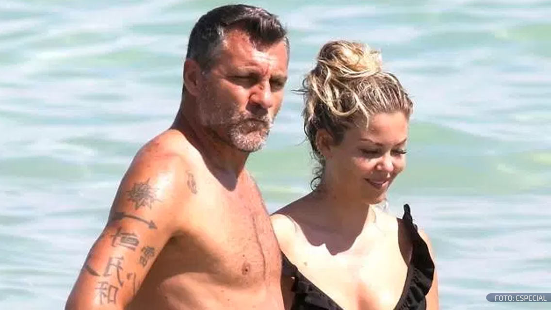 Christian Vieri reaparece y deslumbra con su sexy novia