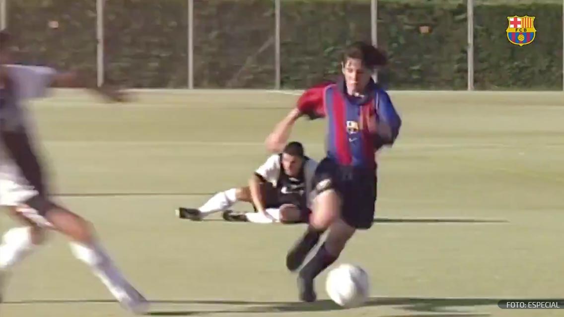 Así inició Messi su carrera en el Barcelona hace 17 años