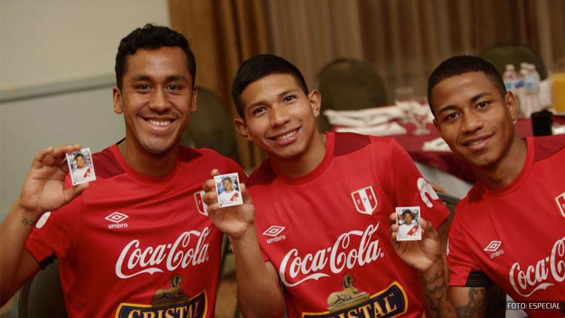 Futbolistas peruanos se asustan tras no aparecer en el álbum Panini