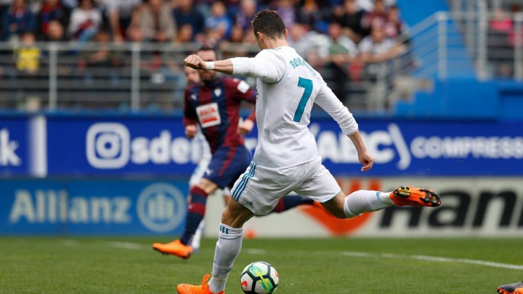 CR7 anota doblete para triunfo del Real Madrid