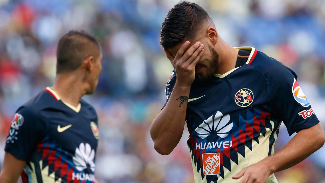 4 jugadores de América, en descontento con Piojo Herrera