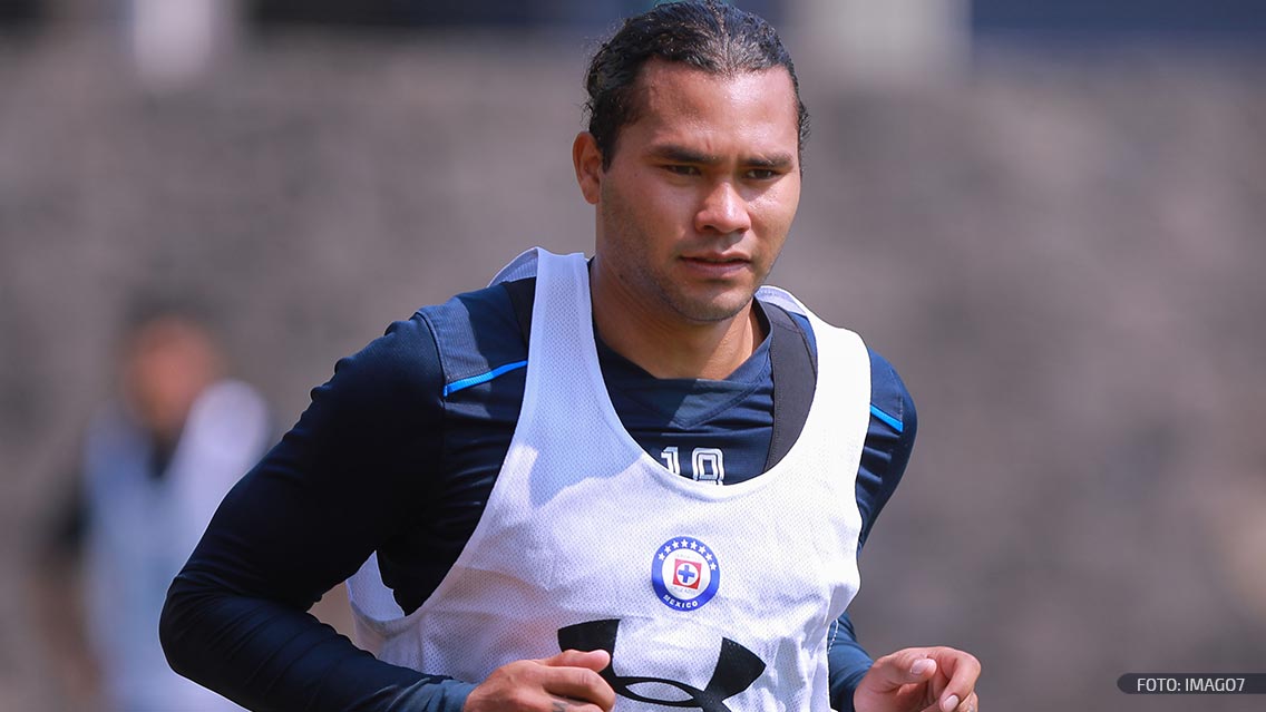 ‘Gullit’ Peña no seguirá en Cruz Azul por problema de alcoholismo
