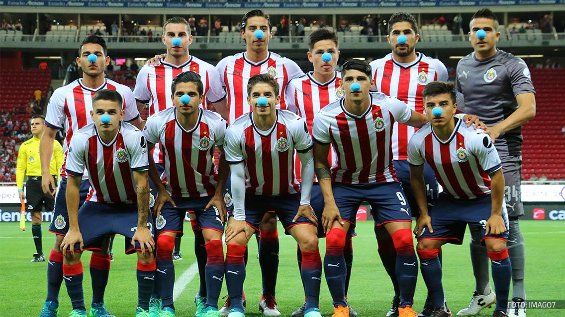 Tres semanas de vértigo para las Chivas