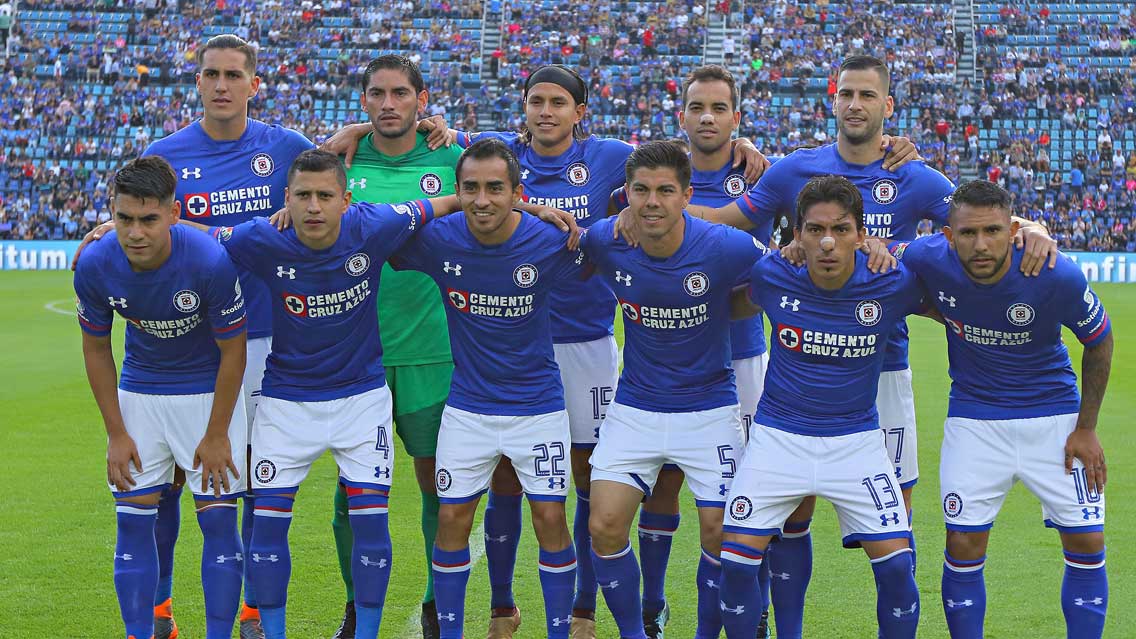 Por culpa de Chivas, Cruz Azul se quedaría sin un refuerzo