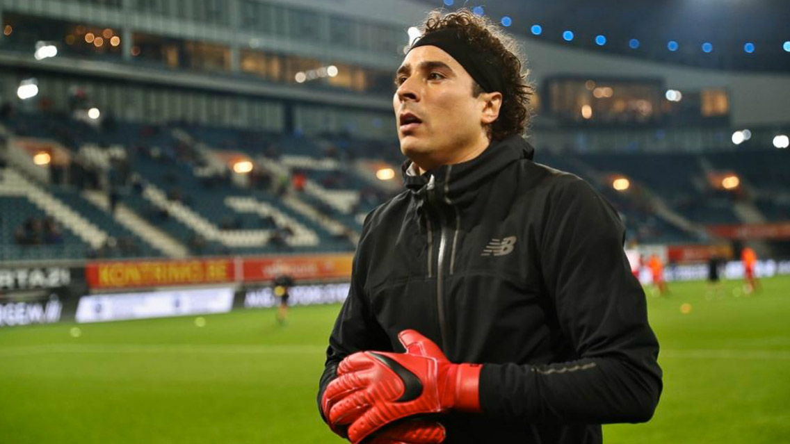 Guillermo Ochoa es ‘ofrecido’ a Boca Juniors