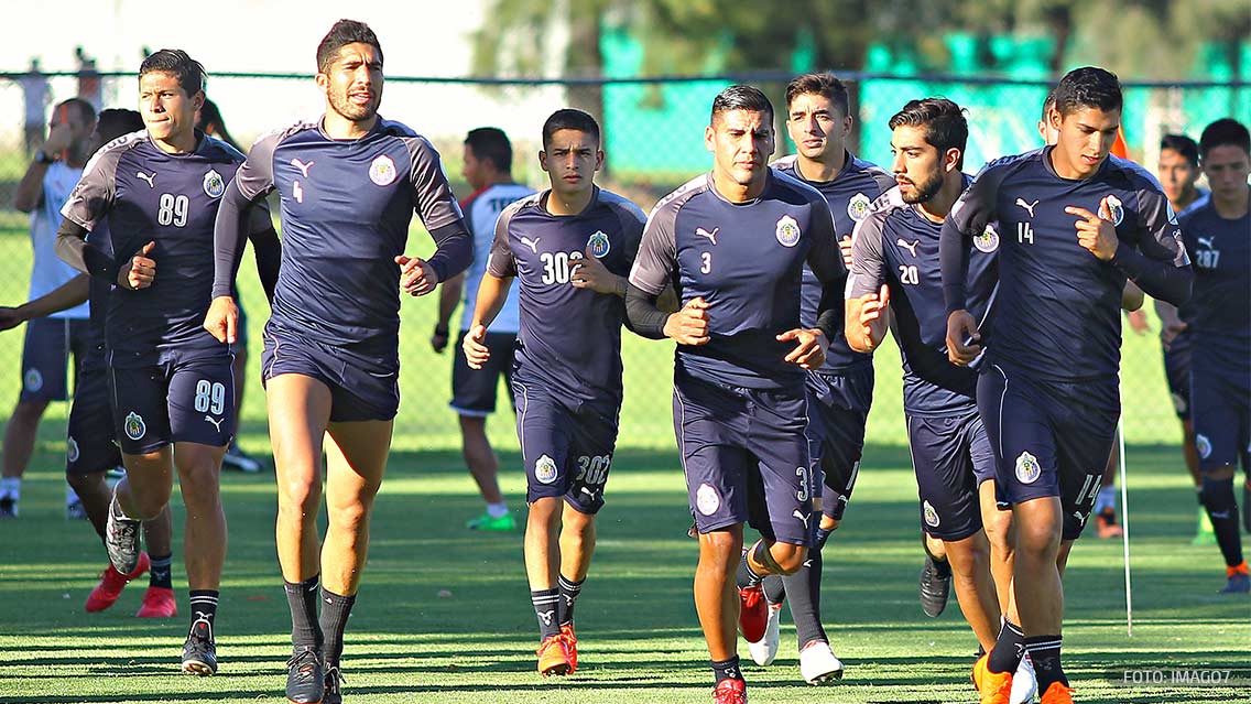 Chivas renovará a uno de sus históricos futbolistas