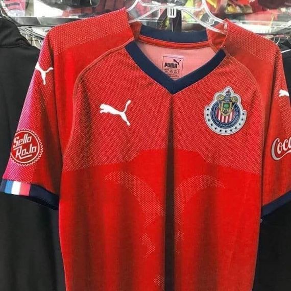 Filtran jersey alternativo de Chivas con nuevo patrocinador 0