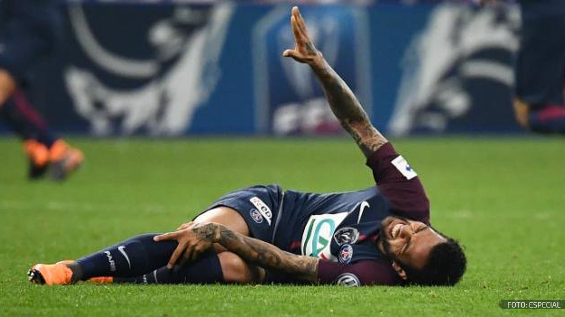 4 jugadores que podrían tomar el lugar de Dani Alves