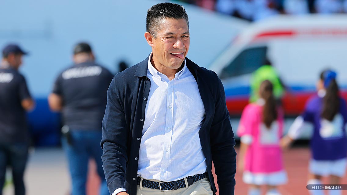 Ignacio Ambriz deja de ser el entrenador del Necaxa