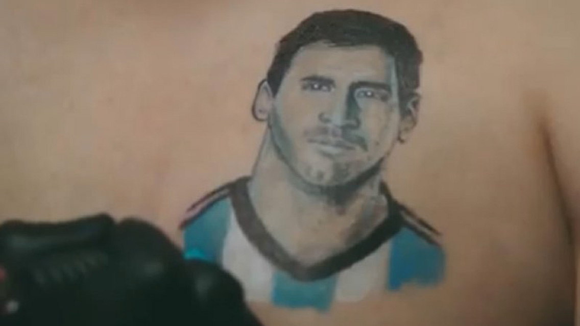 Comercial se burla de Putin y la homofobia en Rusia