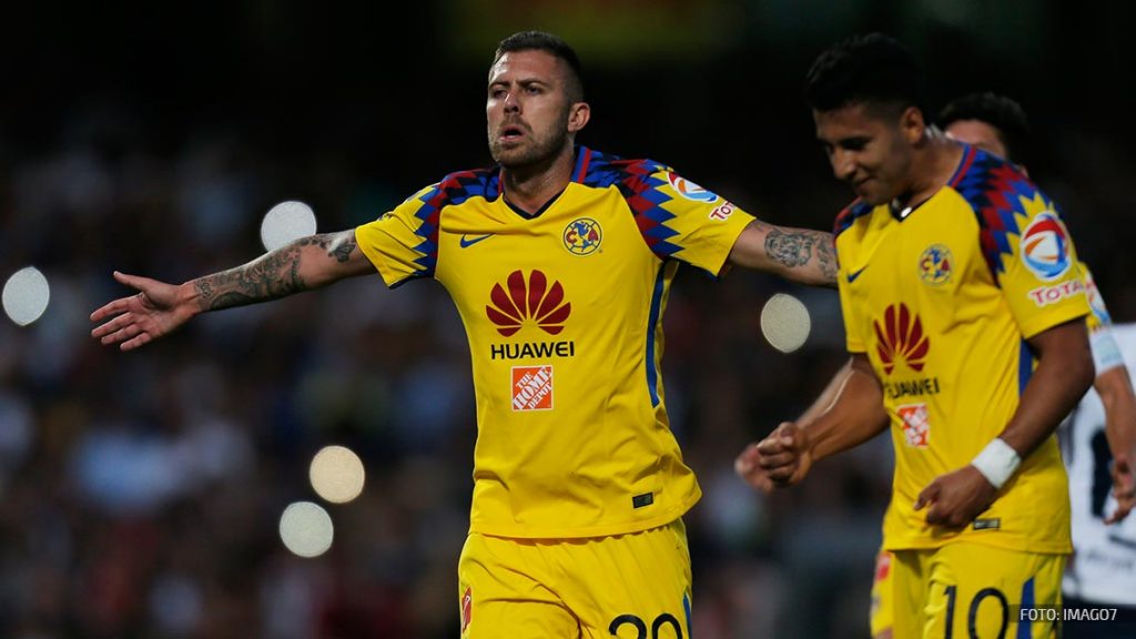 Jérémy Ménez celebra un gol en el torneo pasado