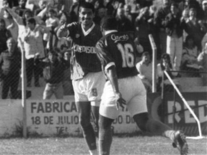 Defensor Sporting, de Uruguay, fue el primer club de Sebastián Abreu.