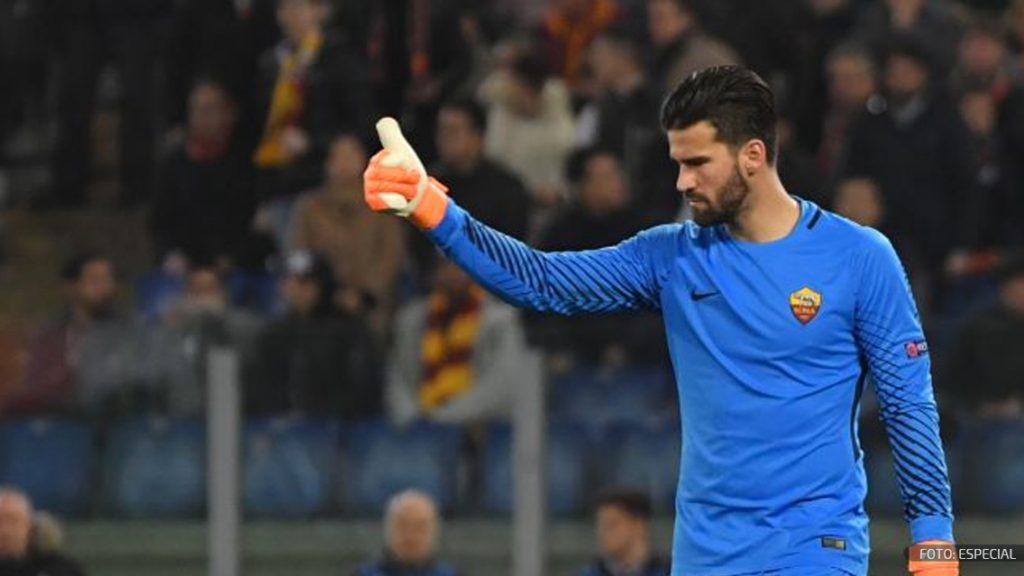 Alisson Becker, portero de la Roma