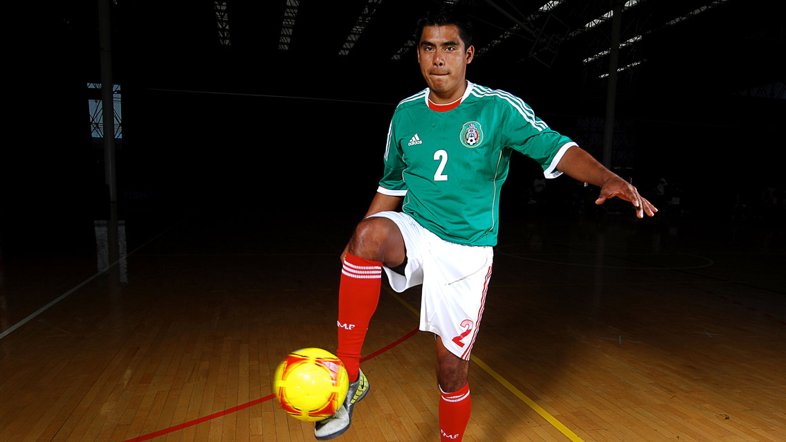 Este mexicano también emigra al futbol de Europa