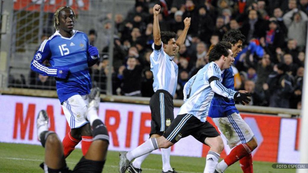 Argentina domina a Francia en Mundiales