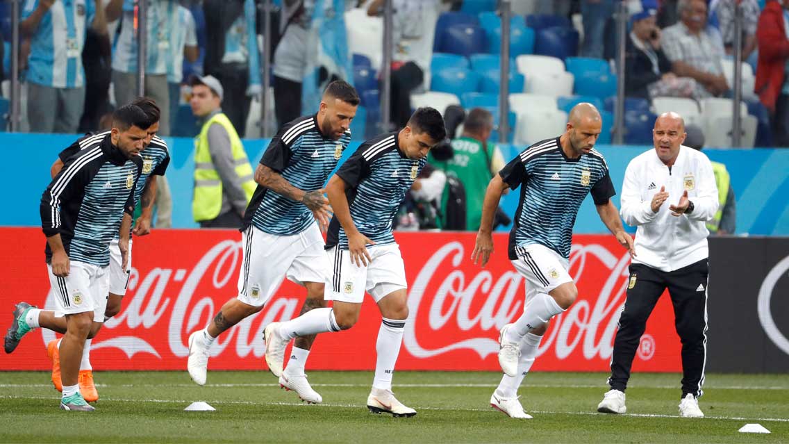 Destapan bronca en vestidor de Argentina tras derrota