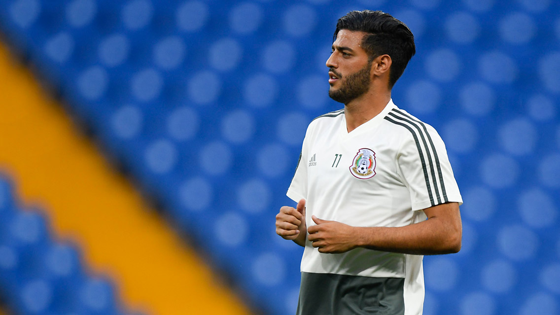 Cesc Fábregas llena de elogios a Carlos Vela