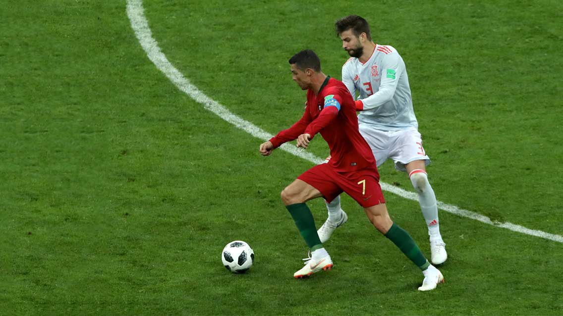 Cristiano Ronaldo es propenso a tirarse: Gerard Piqué